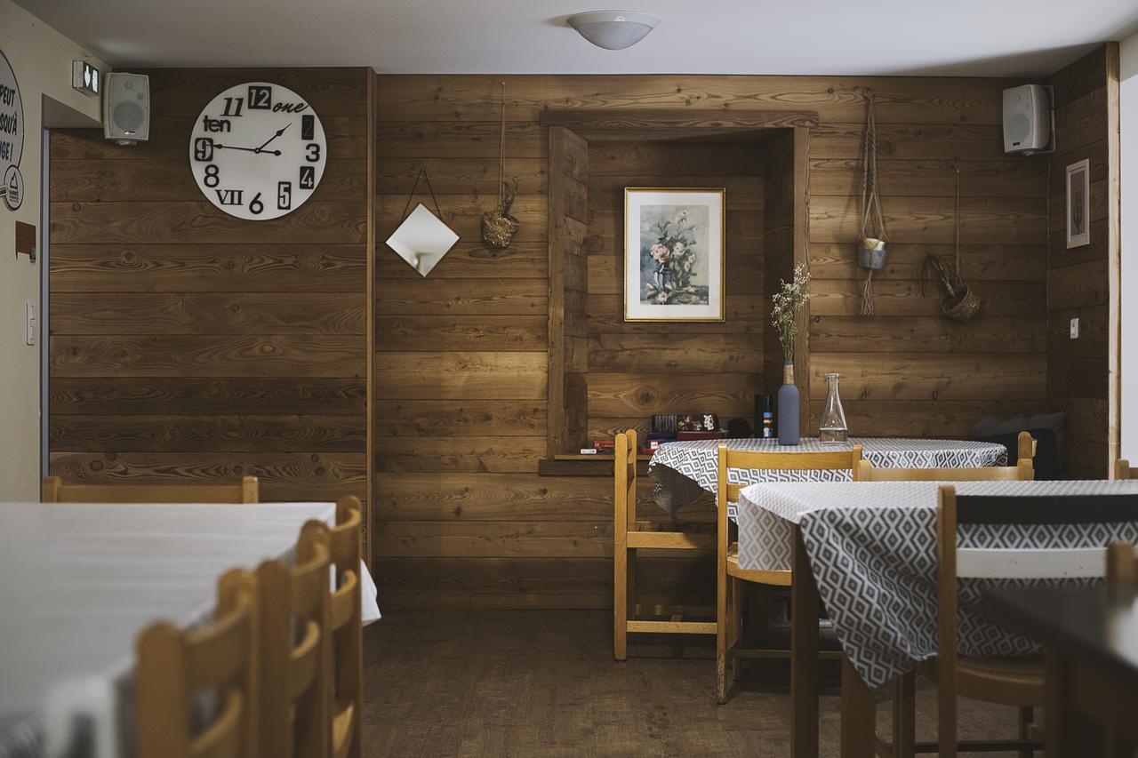 1861 Chatel Hostel Zewnętrze zdjęcie