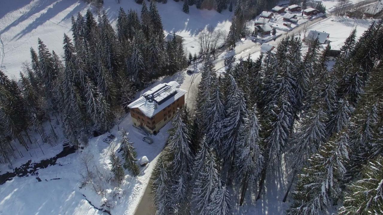 1861 Chatel Hostel Zewnętrze zdjęcie